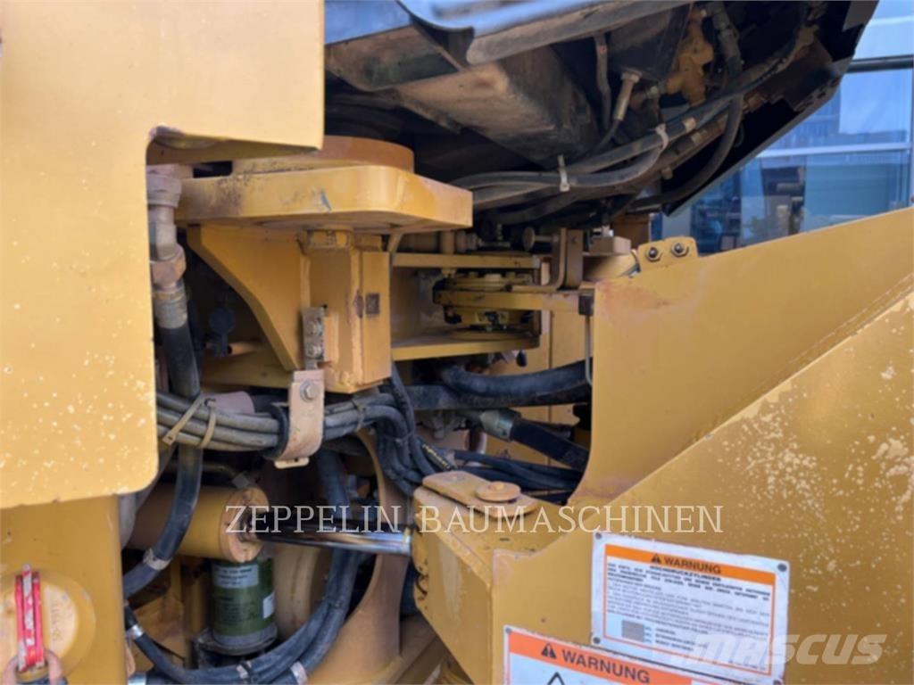 CAT 950G Naudoti ratiniai krautuvai