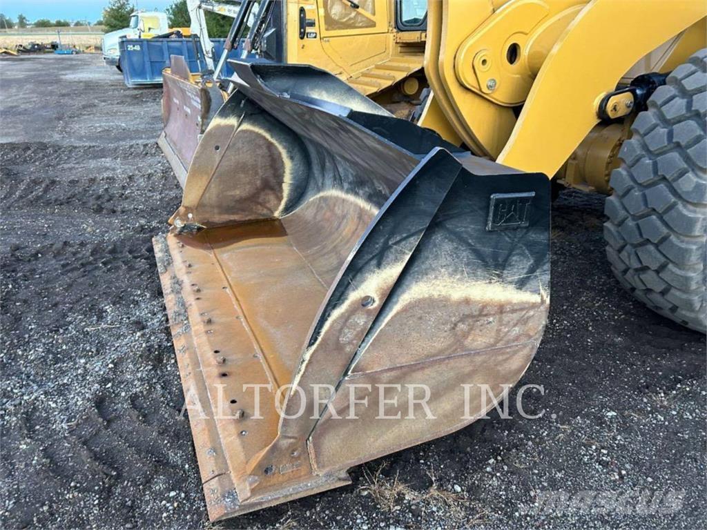 CAT 950GC Naudoti ratiniai krautuvai