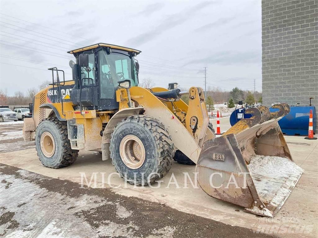 CAT 950K Naudoti ratiniai krautuvai