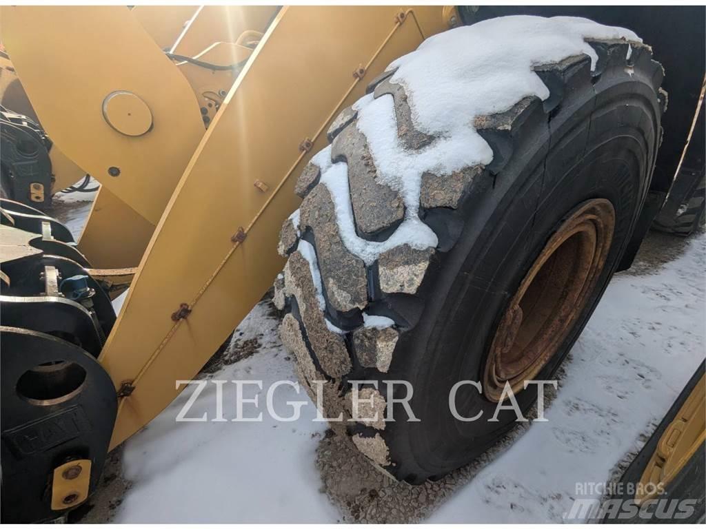 CAT 950M Naudoti ratiniai krautuvai