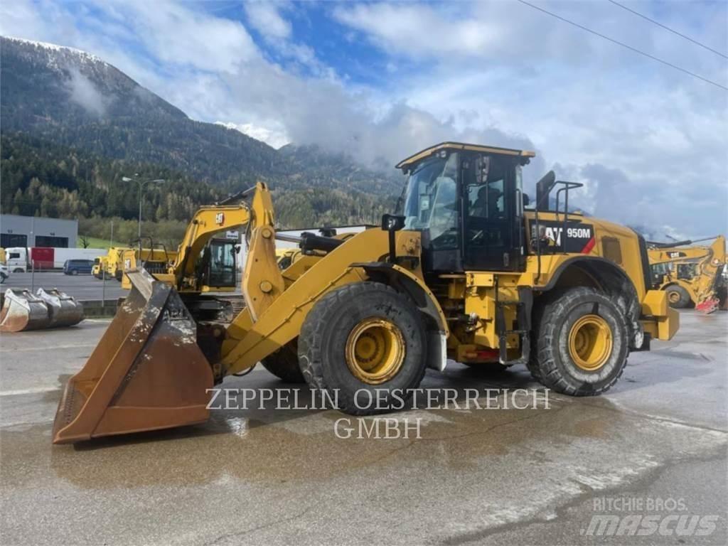 CAT 950M Naudoti ratiniai krautuvai