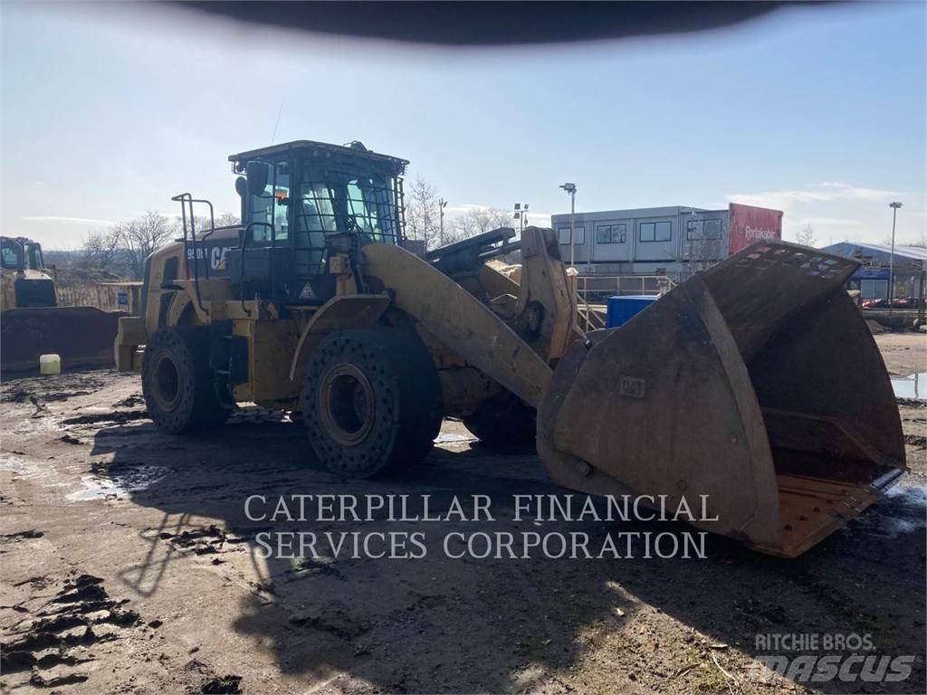 CAT 950M Naudoti ratiniai krautuvai