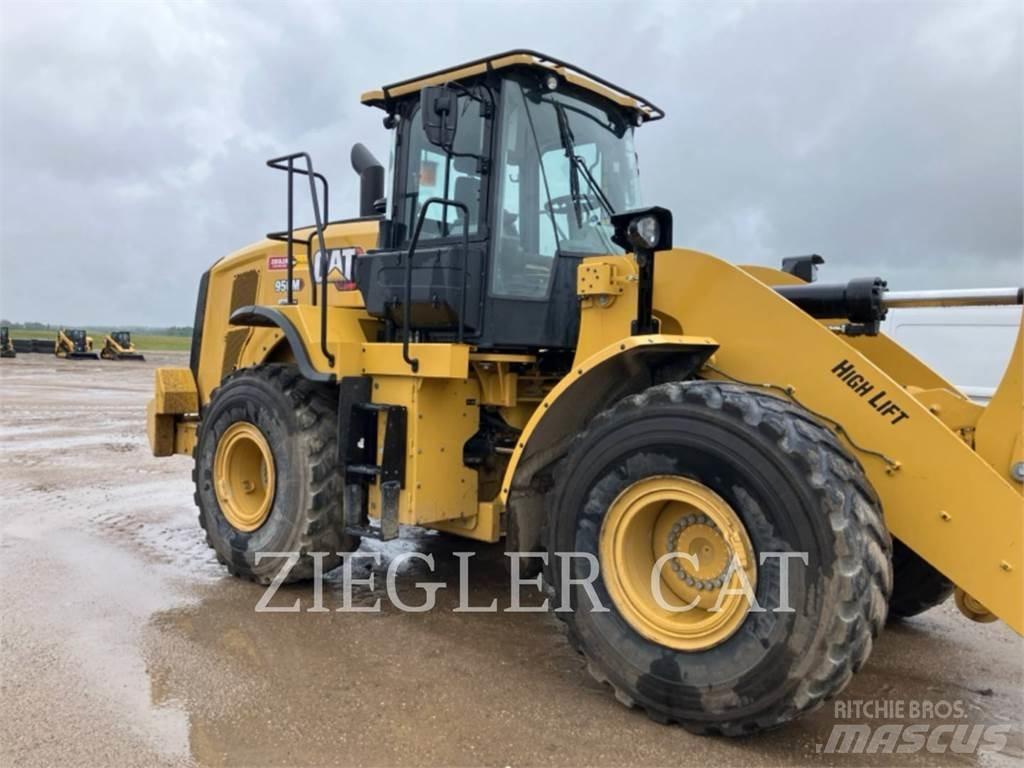 CAT 950M Naudoti ratiniai krautuvai