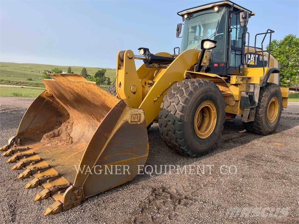 CAT 950M Naudoti ratiniai krautuvai