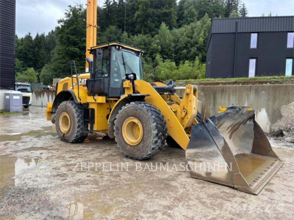 CAT 950M Naudoti ratiniai krautuvai