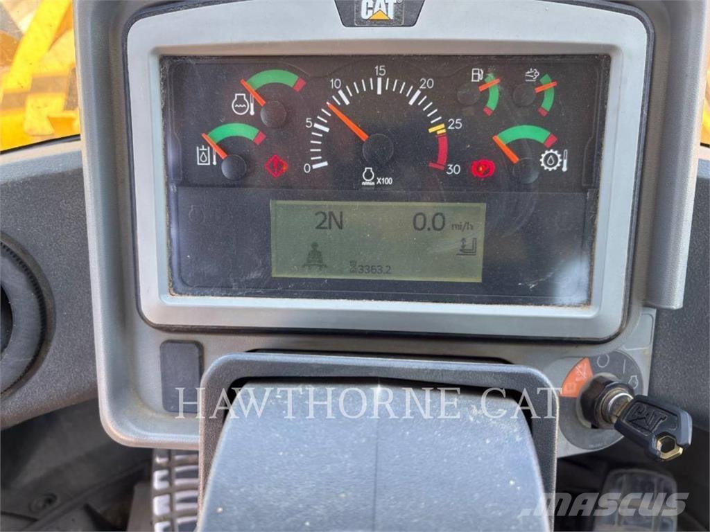 CAT 950M Naudoti ratiniai krautuvai