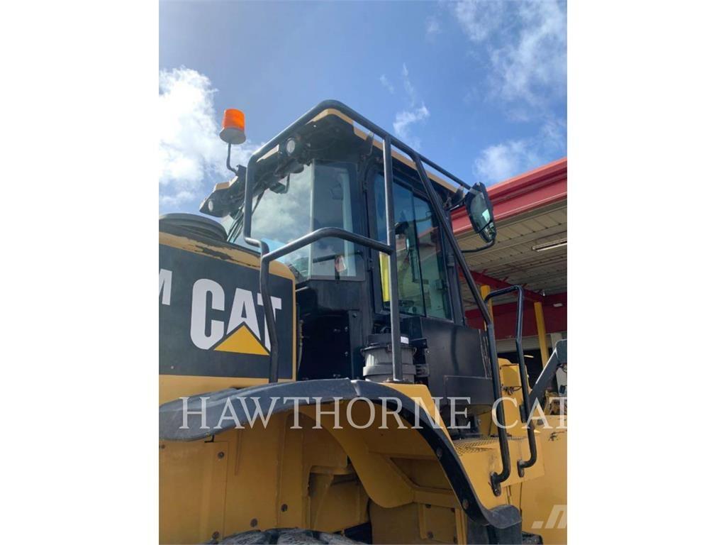 CAT 950M Naudoti ratiniai krautuvai