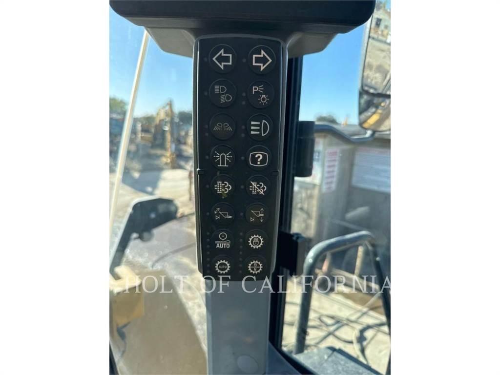 CAT 950M HL Naudoti ratiniai krautuvai