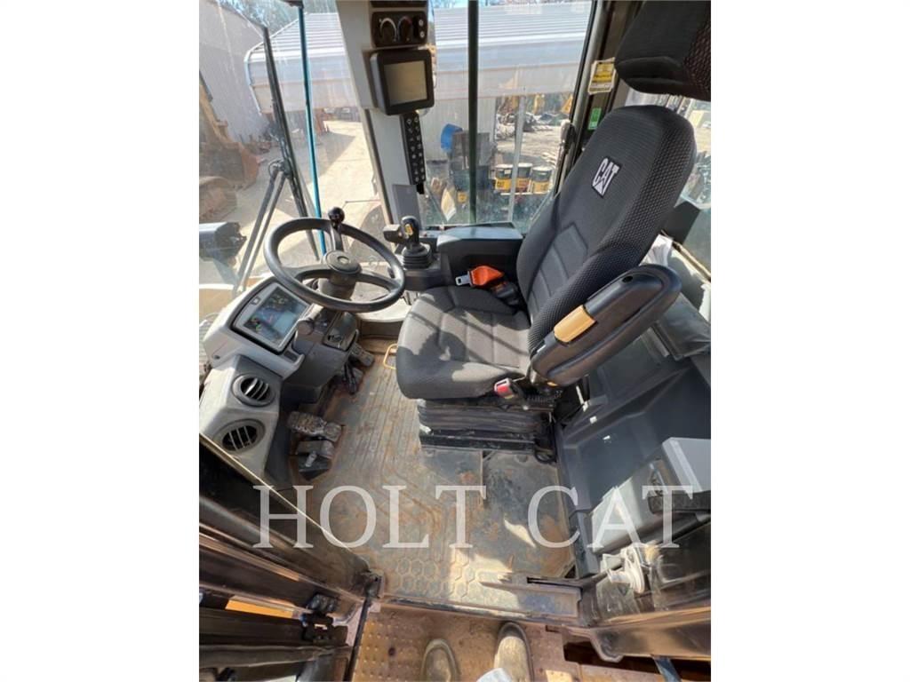 CAT 950M QC Naudoti ratiniai krautuvai