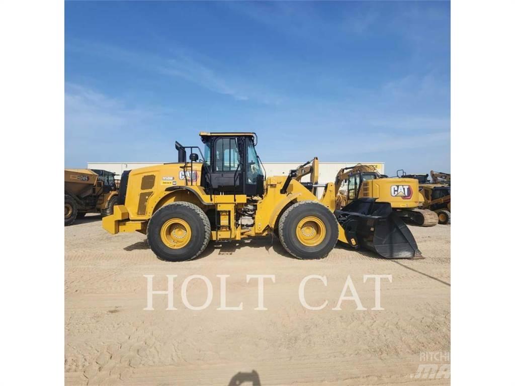 CAT 950M QC Naudoti ratiniai krautuvai
