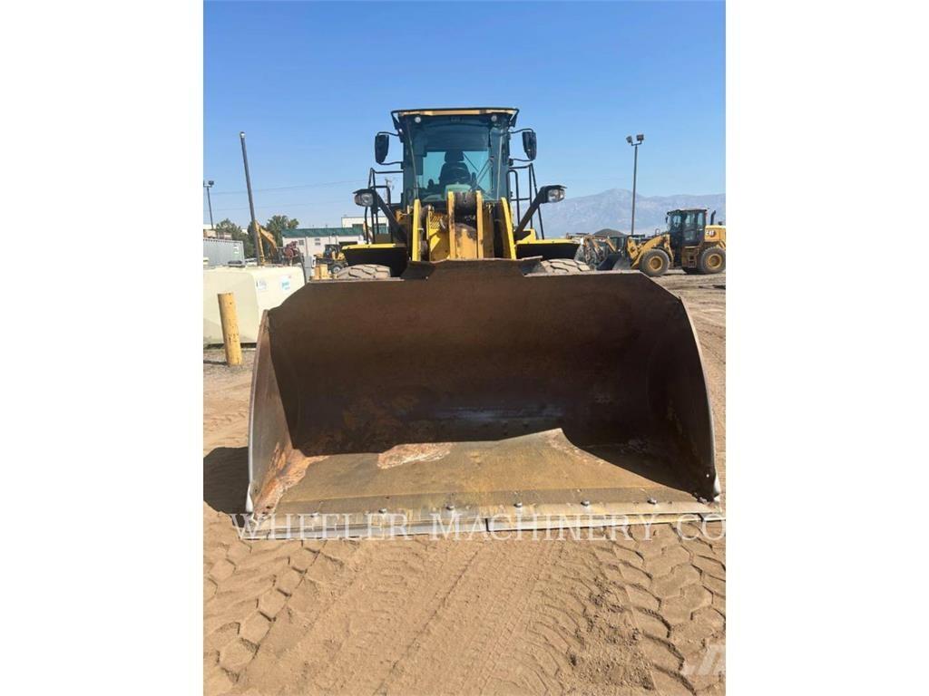 CAT 950M QC Naudoti ratiniai krautuvai