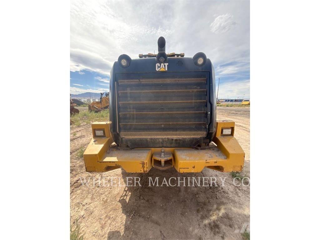 CAT 950M QC Naudoti ratiniai krautuvai