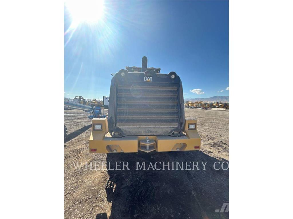 CAT 950M QC Naudoti ratiniai krautuvai