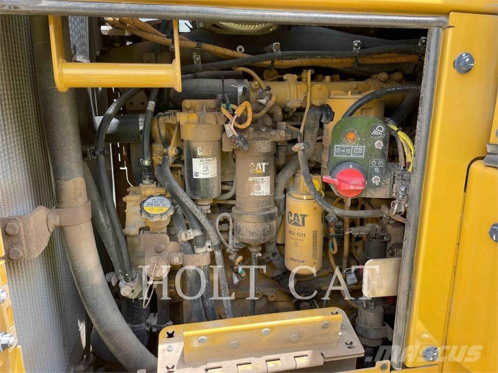 CAT 953 QC Vikšriniai krautuvai