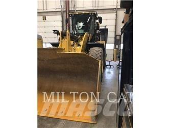 CAT 962M Naudoti ratiniai krautuvai