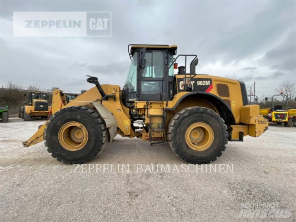 CAT 962M Naudoti ratiniai krautuvai