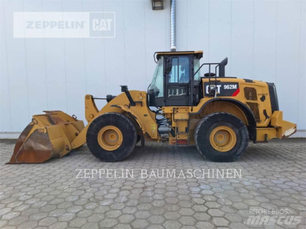 CAT 962M Naudoti ratiniai krautuvai