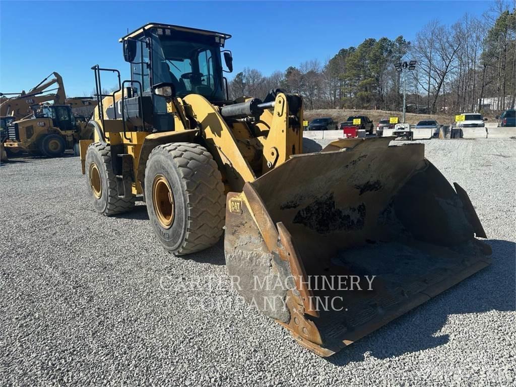 CAT 962M Naudoti ratiniai krautuvai