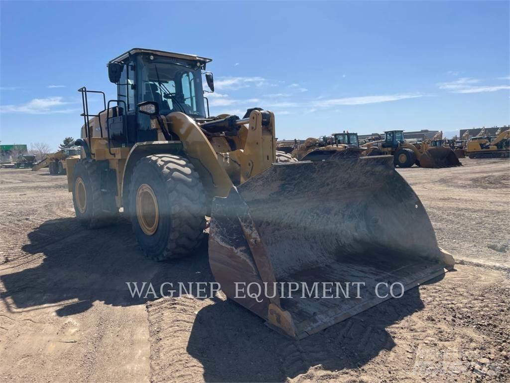 CAT 962M Naudoti ratiniai krautuvai