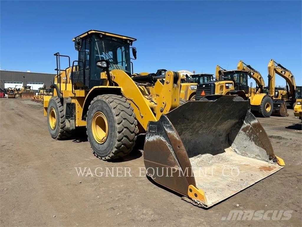 CAT 962M Naudoti ratiniai krautuvai