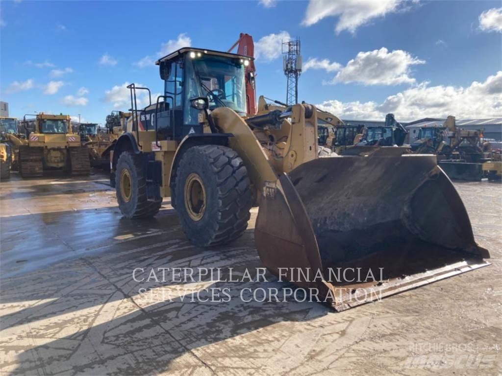 CAT 962M Naudoti ratiniai krautuvai