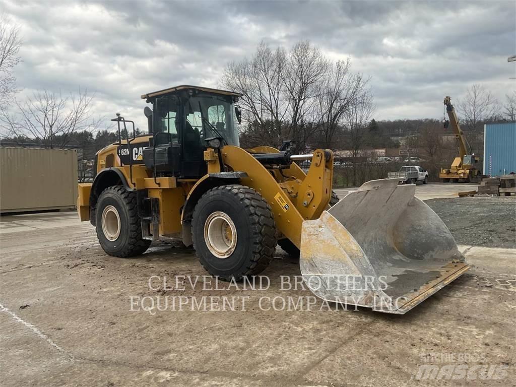 CAT 962M Naudoti ratiniai krautuvai