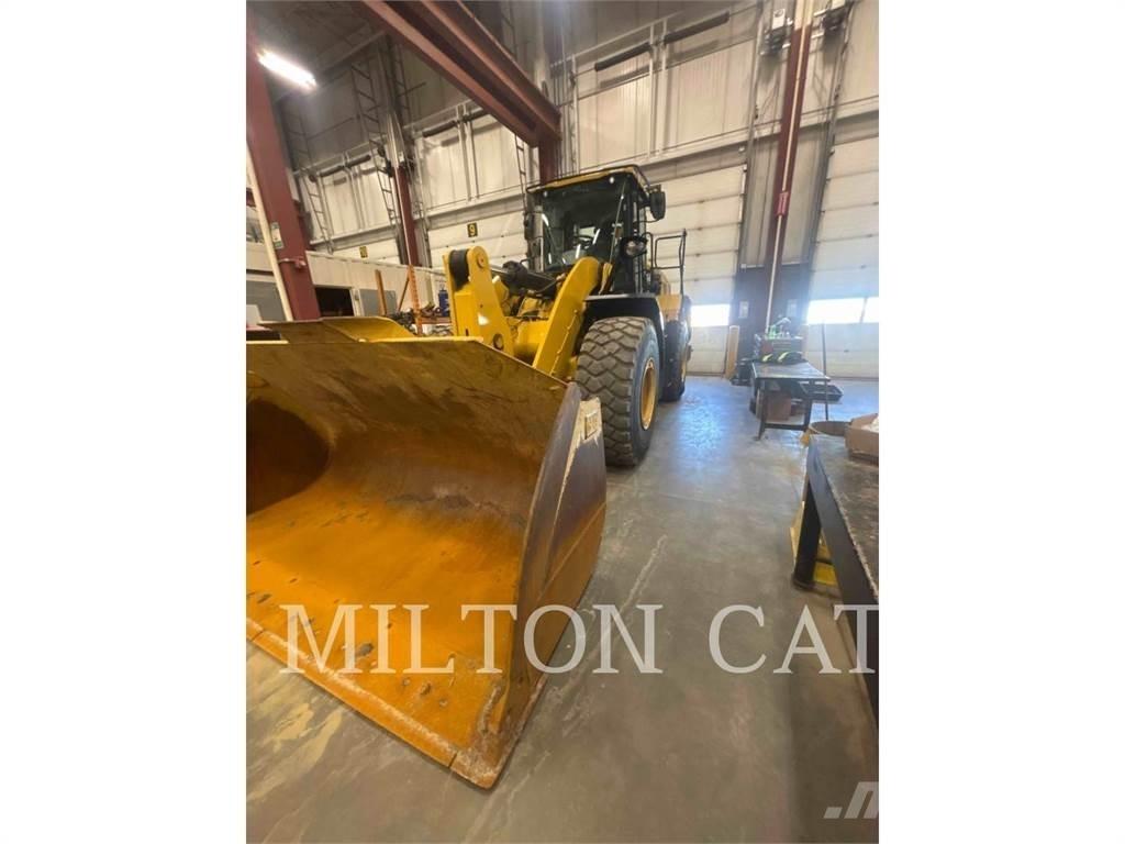 CAT 962M Naudoti ratiniai krautuvai