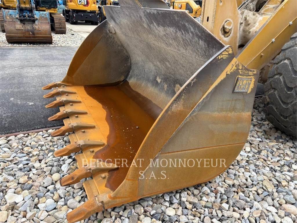 CAT 962M Naudoti ratiniai krautuvai