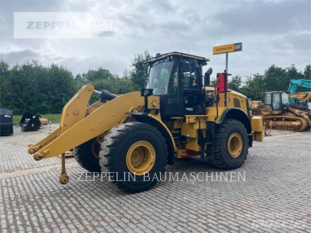 CAT 962M Naudoti ratiniai krautuvai