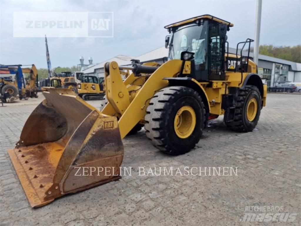 CAT 962M Naudoti ratiniai krautuvai