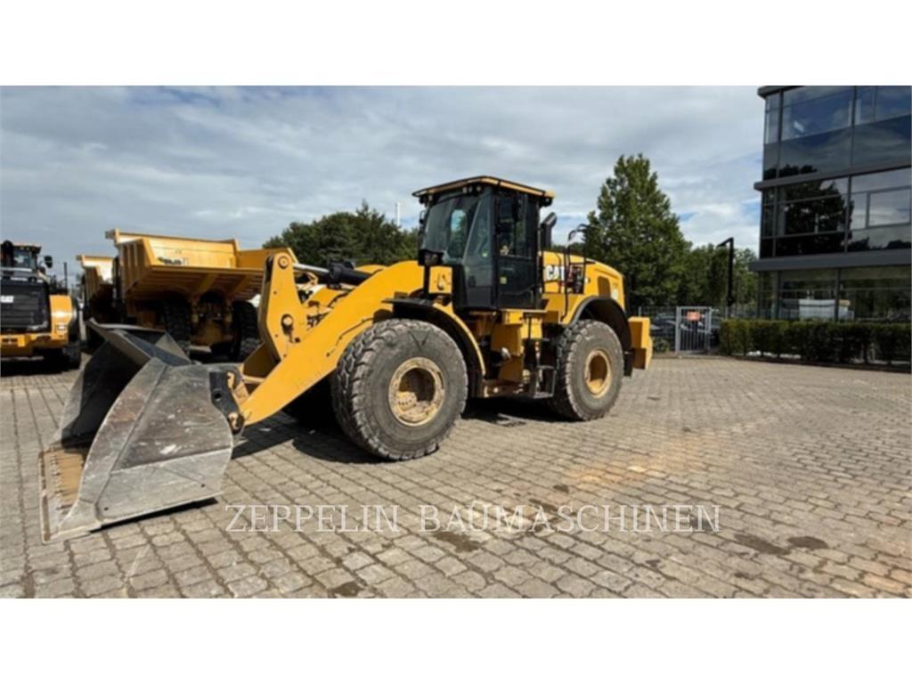 CAT 962M Naudoti ratiniai krautuvai