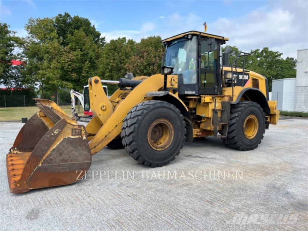 CAT 962M Naudoti ratiniai krautuvai