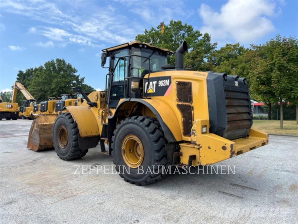 CAT 962M Naudoti ratiniai krautuvai