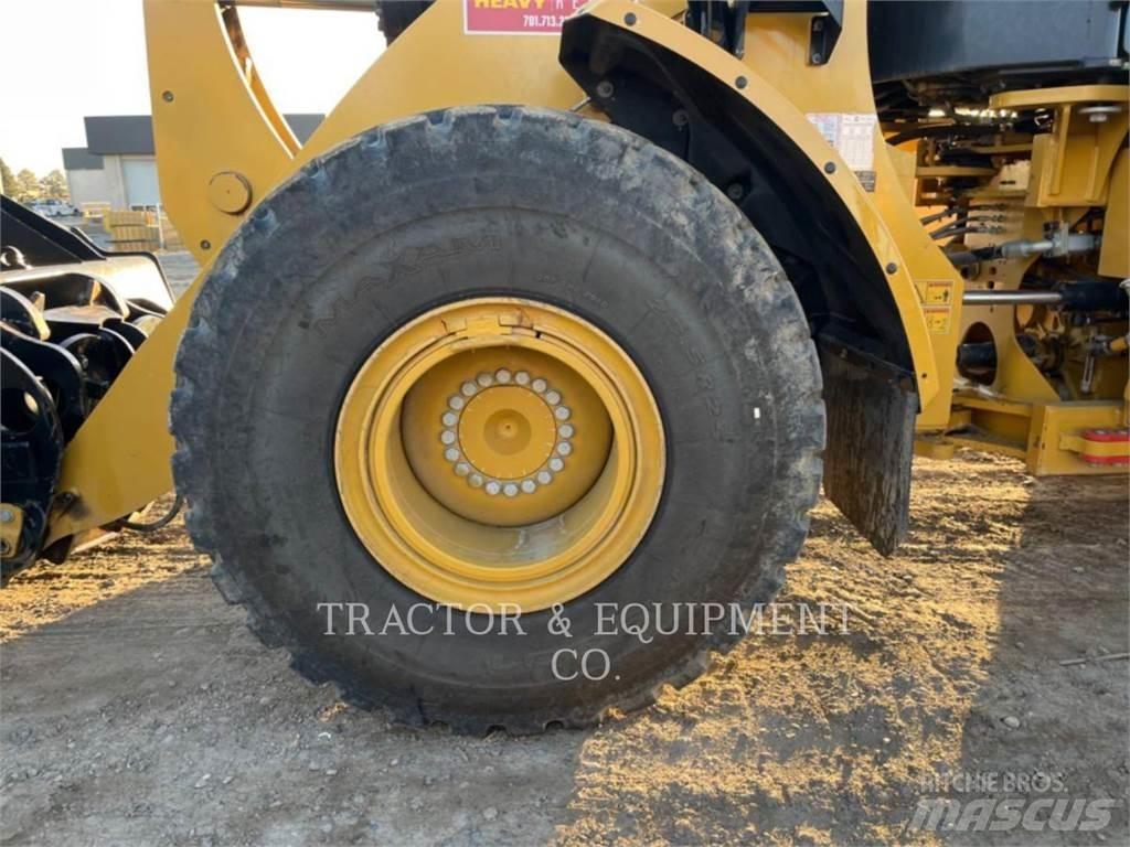 CAT 962M Naudoti ratiniai krautuvai