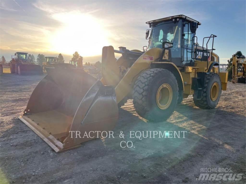 CAT 962M Naudoti ratiniai krautuvai