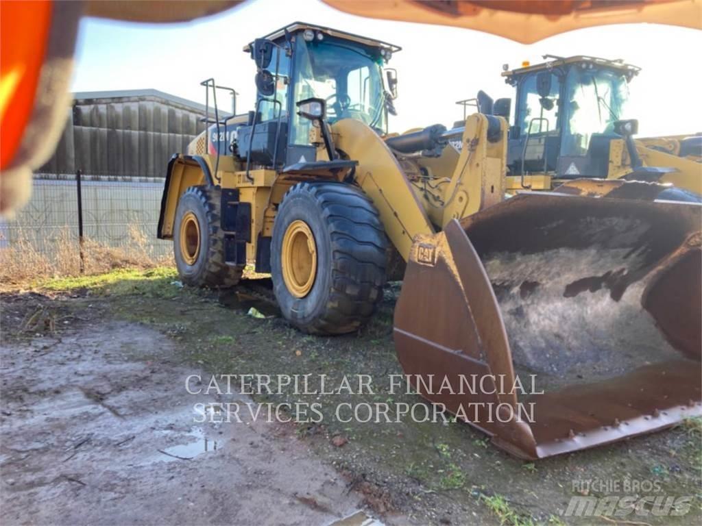 CAT 962M Naudoti ratiniai krautuvai