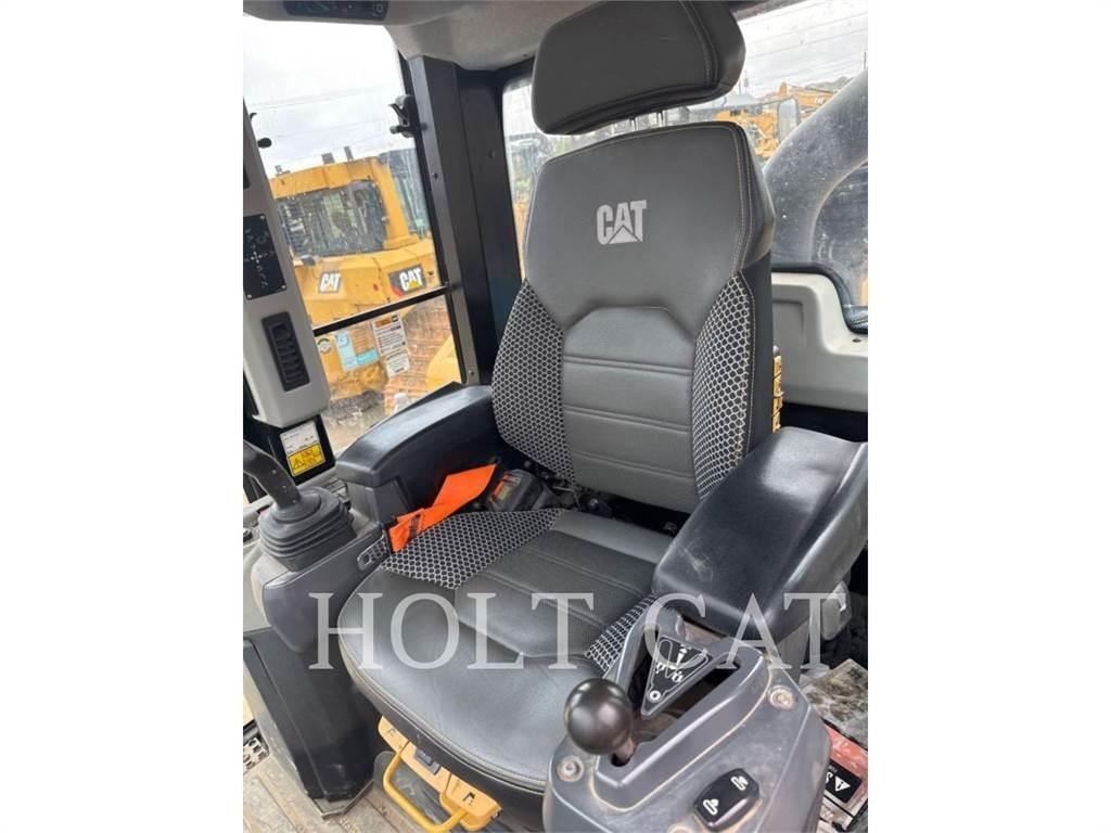 CAT 963 Vikšriniai krautuvai