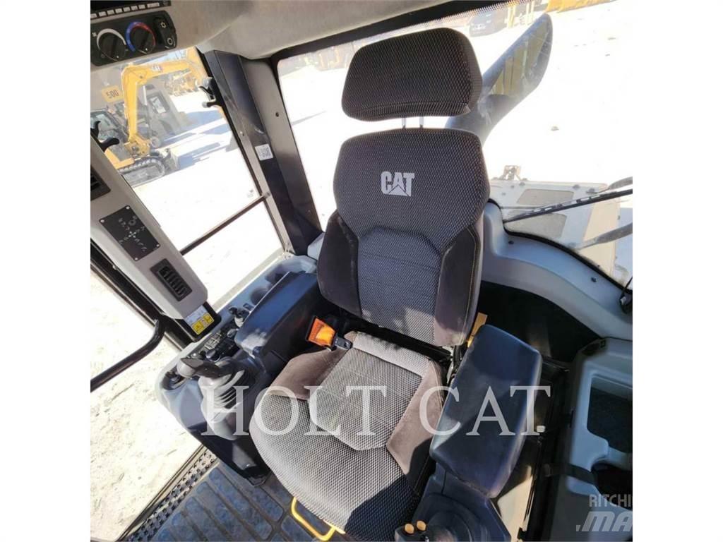 CAT 963 Vikšriniai krautuvai