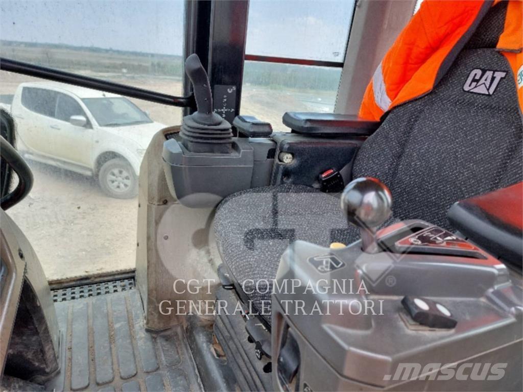 CAT 963D Vikšriniai krautuvai