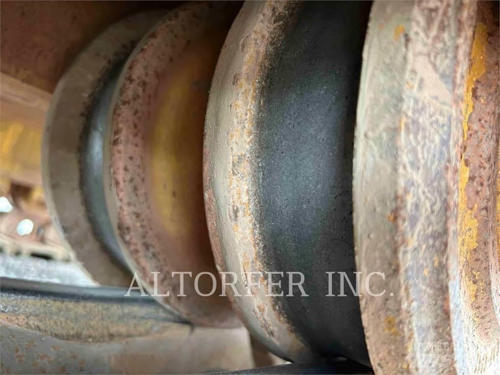 CAT 963K Naudoti ratiniai krautuvai