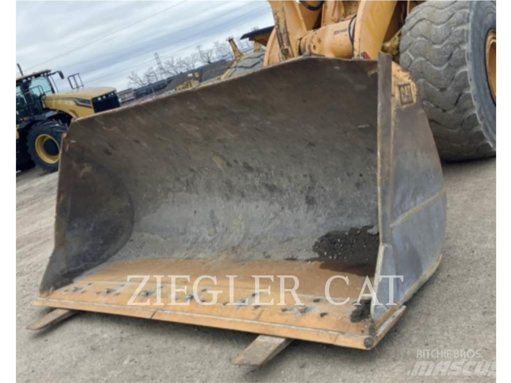 CAT 966G Naudoti ratiniai krautuvai