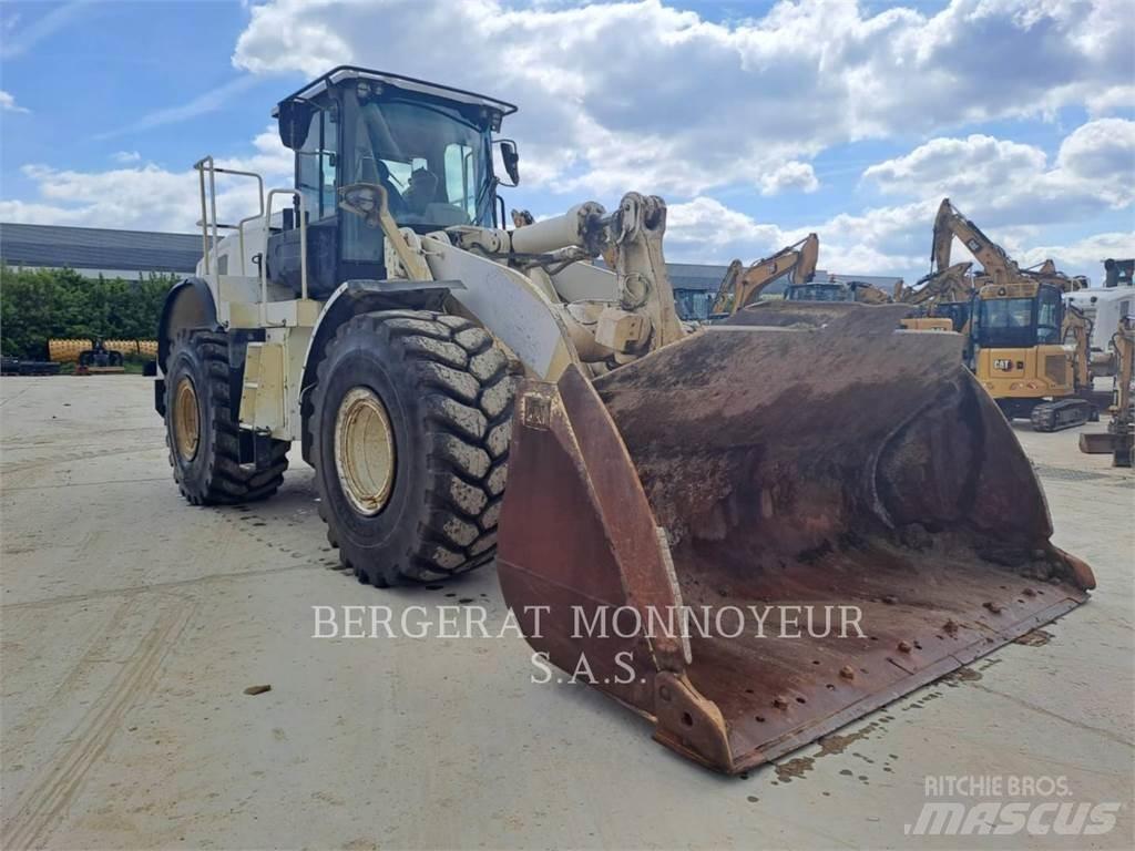 CAT 966M Naudoti ratiniai krautuvai