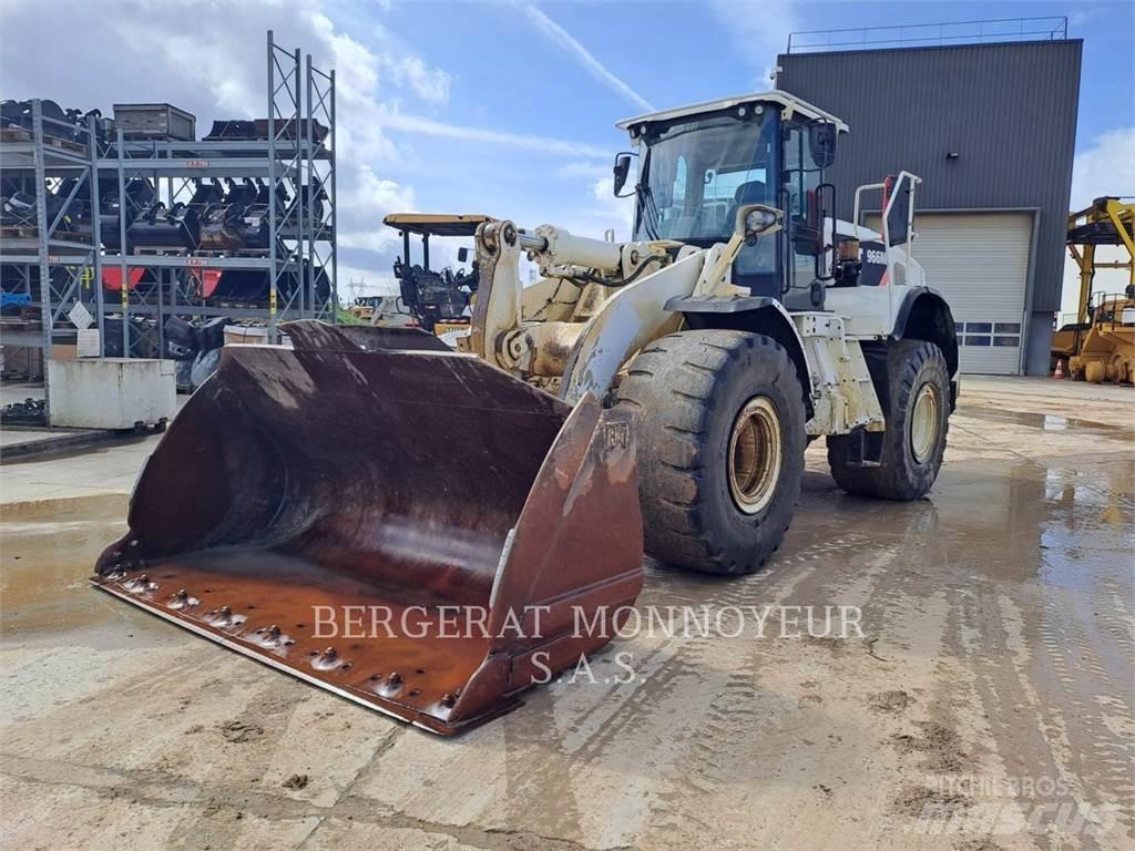 CAT 966M Naudoti ratiniai krautuvai