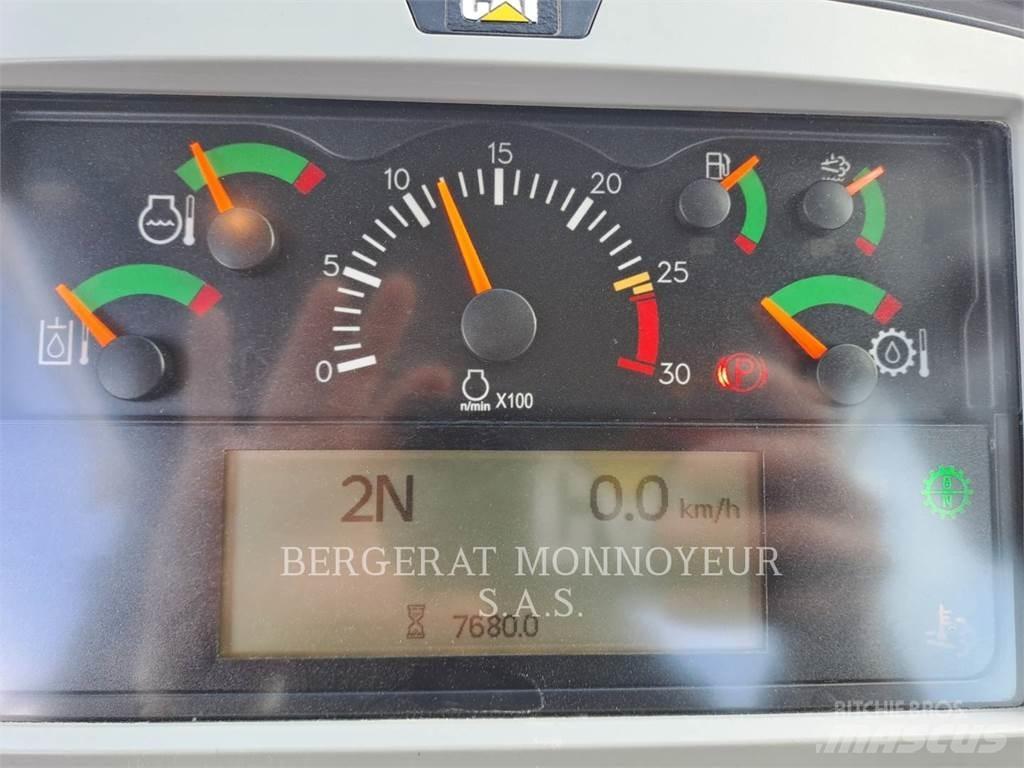 CAT 966M Naudoti ratiniai krautuvai
