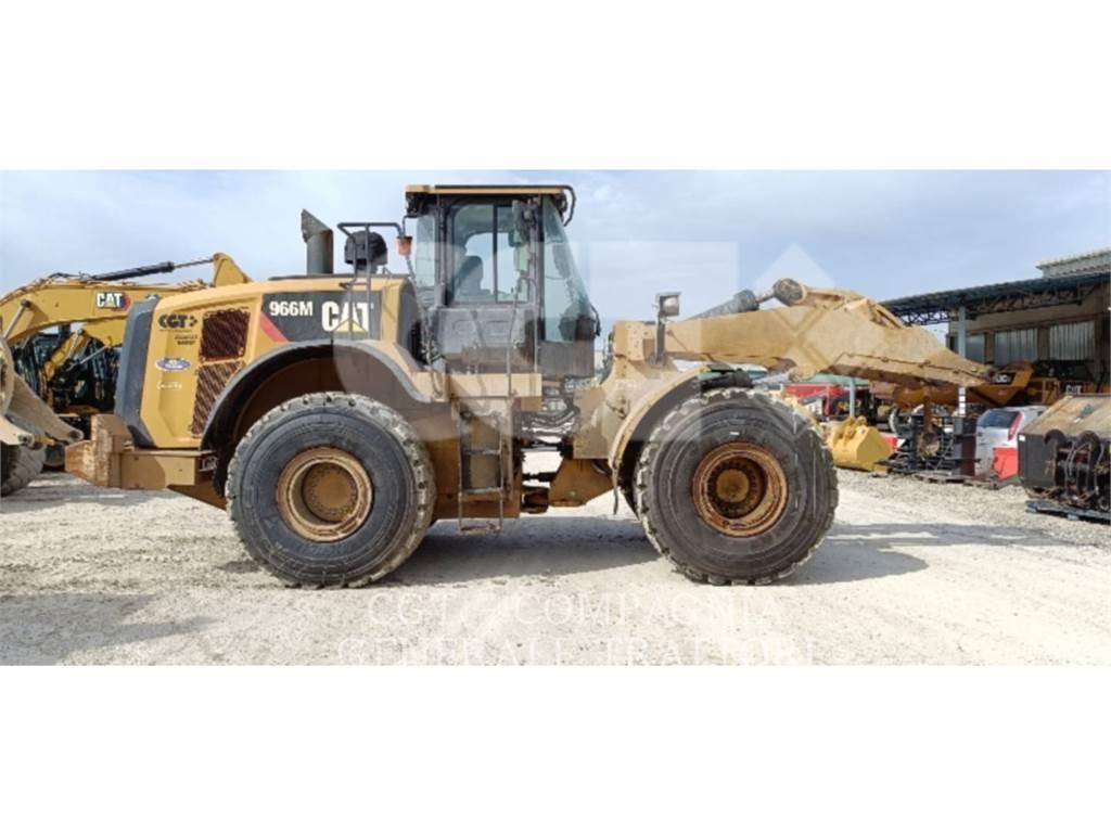 CAT 966M Naudoti ratiniai krautuvai