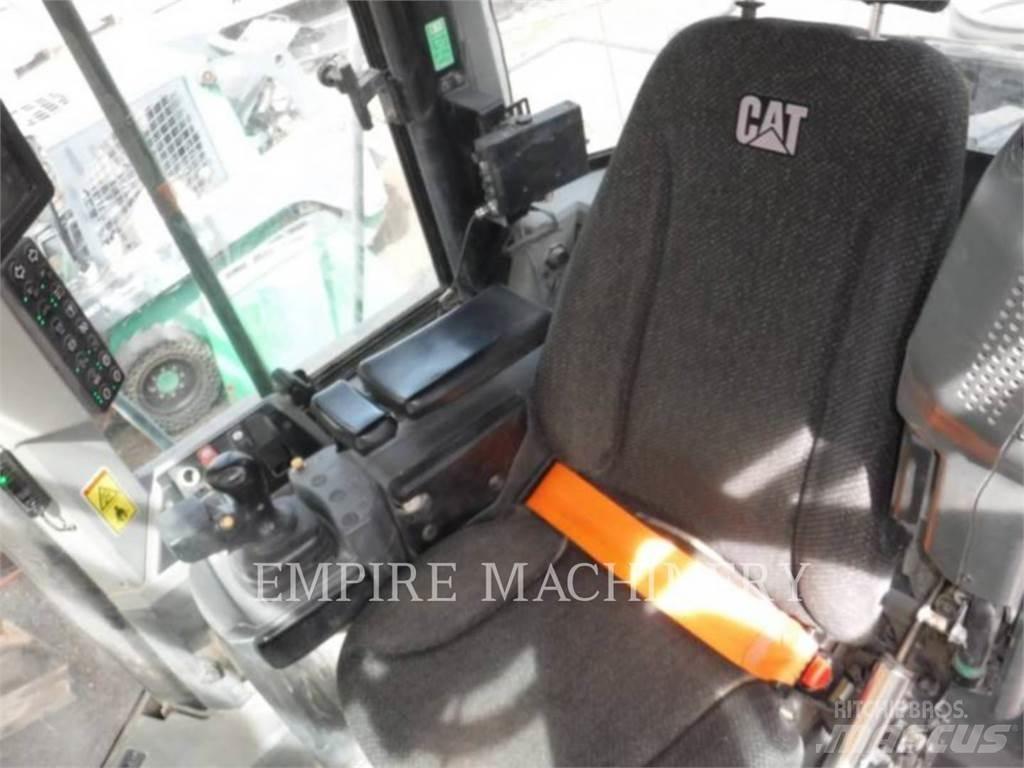 CAT 966M Naudoti ratiniai krautuvai