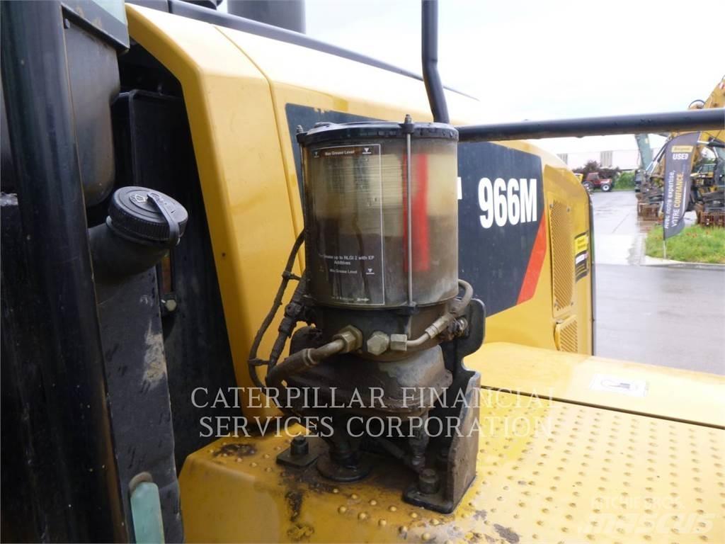 CAT 966M Naudoti ratiniai krautuvai