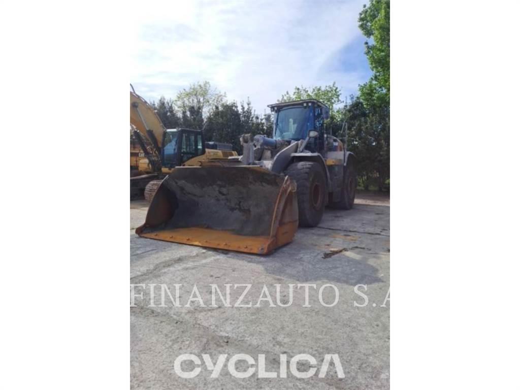 CAT 966M Naudoti ratiniai krautuvai