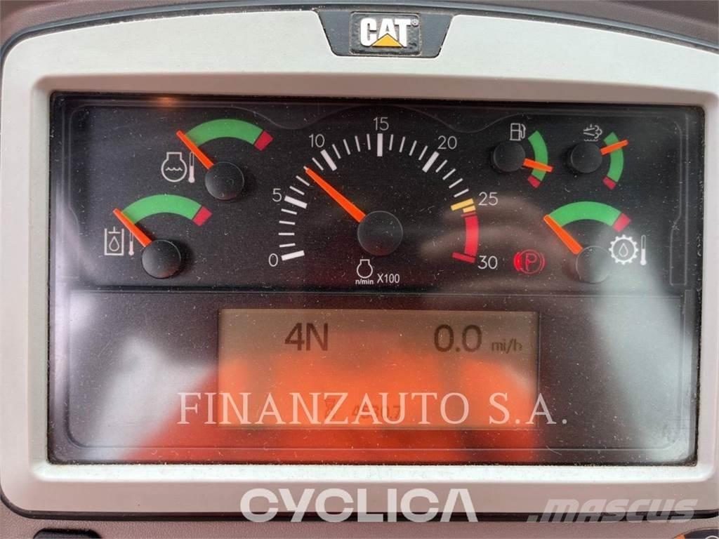 CAT 966M Naudoti ratiniai krautuvai