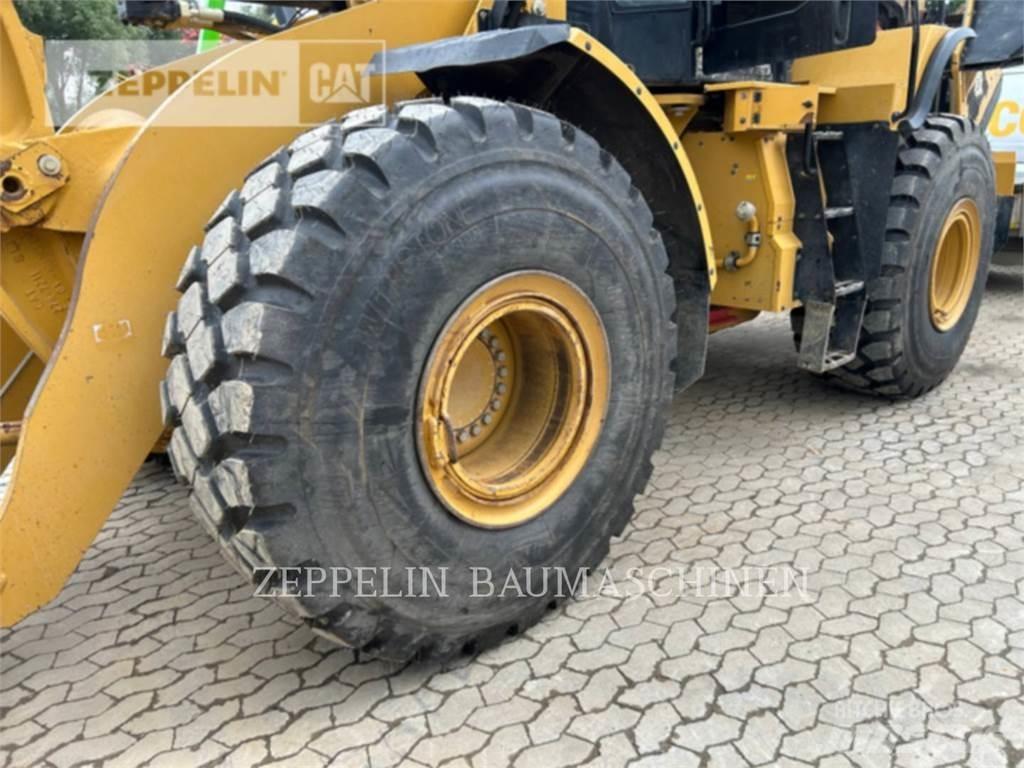 CAT 966M Naudoti ratiniai krautuvai